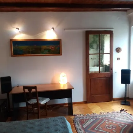 Pensionat Affitta Explora Caffe Trieste