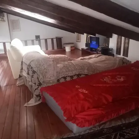 Affitta Explora Caffe * Trieste